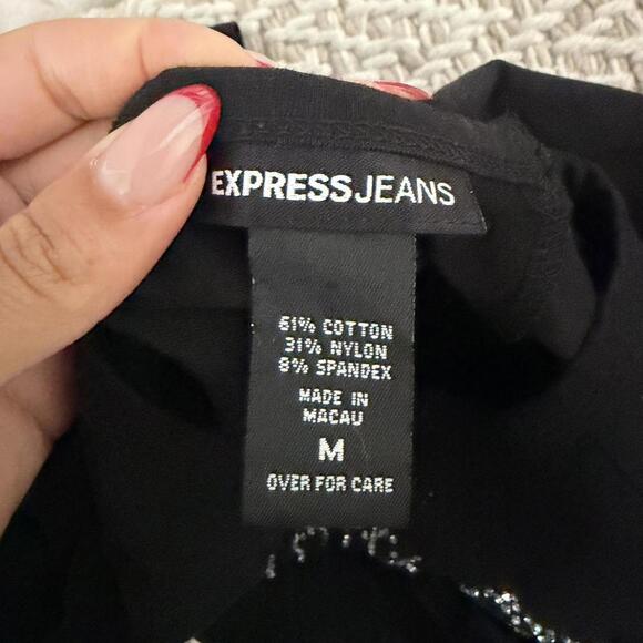 Express - Picture 7 of 7